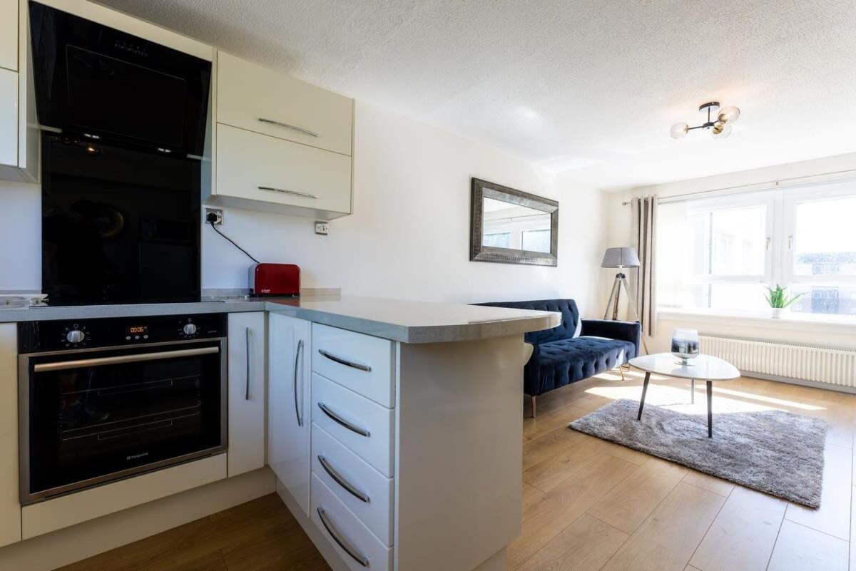 גלאזגו Stunning City Centre 1 Bed With Free Parking מראה חיצוני תמונה